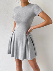 Pleated Solid Color Split-Joint High Waisted Loose Round-Neck Mini Dresses