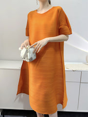 Pleated Loose Round-neck Midi Dresses