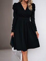 Pleated Solid Color Split-Joint Puff Sleeves Skinny V-Neck Midi Dresses