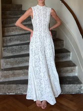 Lace Flower Sleeveless Maxi Dresses