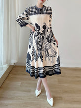 Pleated Printed A-Line Loose Round-Neck Midi Dresses
