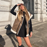 Brown Fur with One Lapel and Thickened Waistcoat