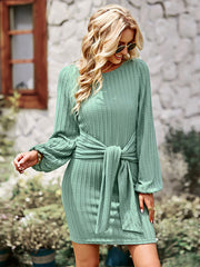 Vacation Puff Sleeves Lace-Up Solid Color Round-Neck Dress