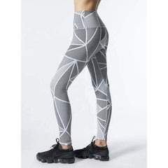 Gray Geometric Patterns Yoga Set