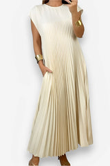 Chic Sleeveless Pleated Dress