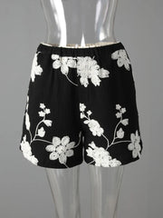 Chic Embroidered Floral Black Shorts - Effortless Summer Style