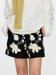 Chic Embroidered Floral Black Shorts - Effortless Summer Style