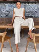 'Out And About' Vacation Linen Set