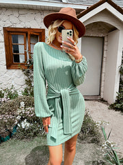 Vacation Puff Sleeves Lace-Up Solid Color Round-Neck Dress