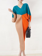 Original Loose Contrast Color Pleated V-Neck Midi Dresses