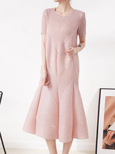 Pleated Solid Color High Waisted Loose Round-Neck Midi Dresses