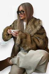Elegant faux fur short coat