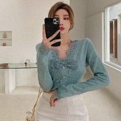 Vintage Knitted Shirts Ladies Casual V Neck Lace Slim Blouse and Tops Spring Korean Style Shirt Female Elegant