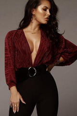 Burgundy pleated loose V-neck long-sleeved jumpsuit