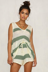 Shorts and V-neck Vest Casual Suit