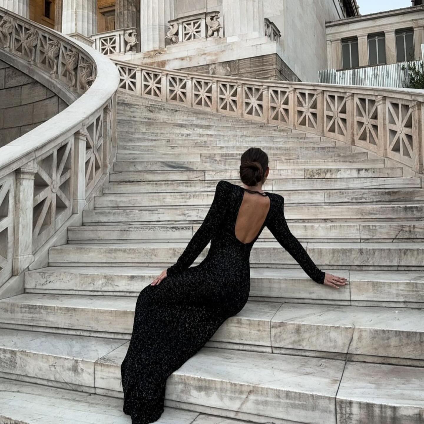 Sequin Backless Long-sleeved Party Dress