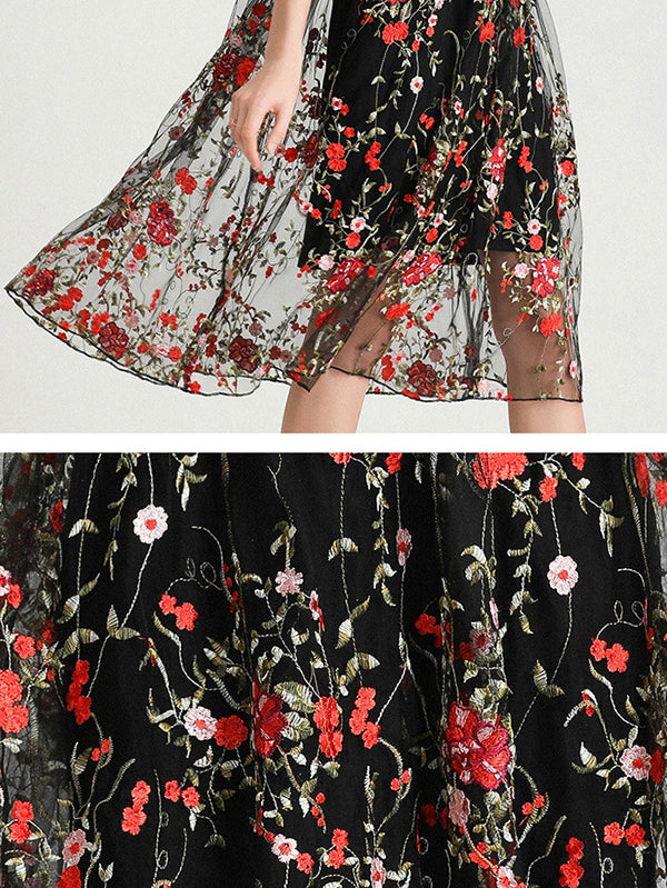 Original Artistic Retro Loose Lace Embroidered Pleated Midi Dress