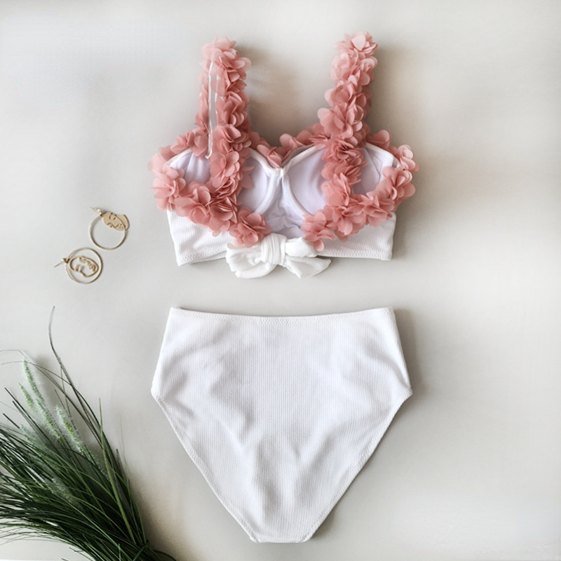 Underwired 3D Flower Applique White Bikini Swimsuit Flaxmaker