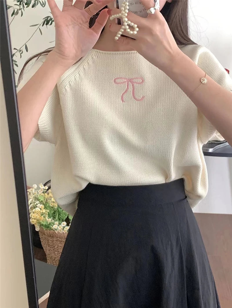 Round Neck Bow Print Short Sleeved Knitted Top