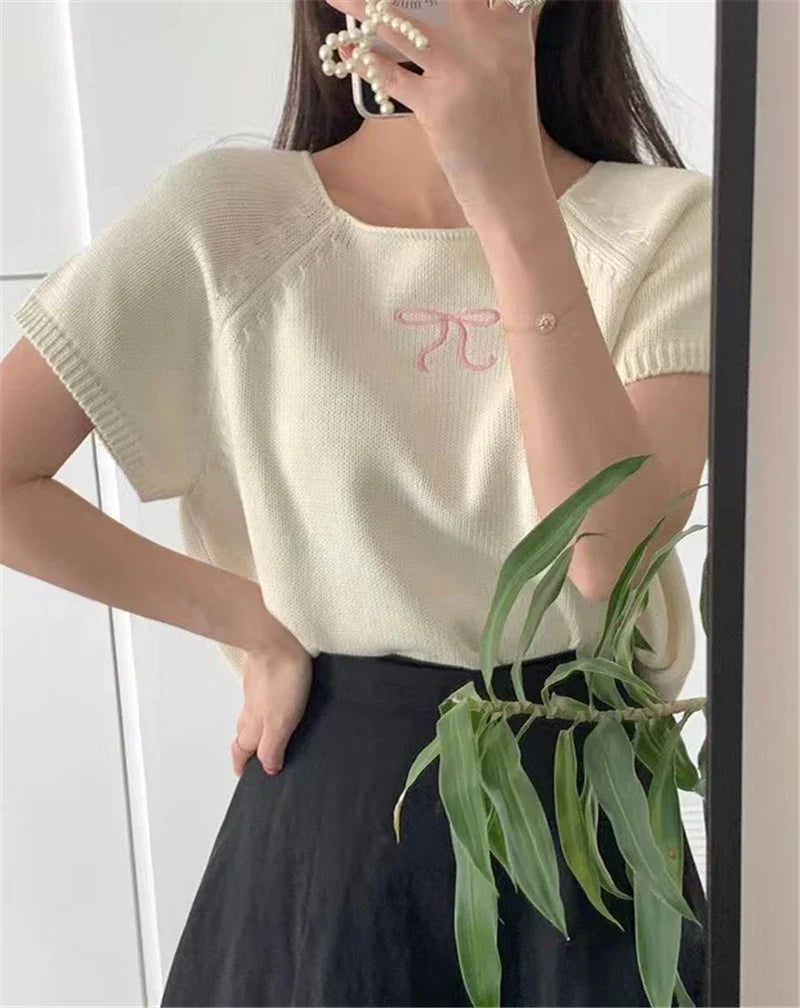 Round Neck Bow Print Short Sleeved Knitted Top