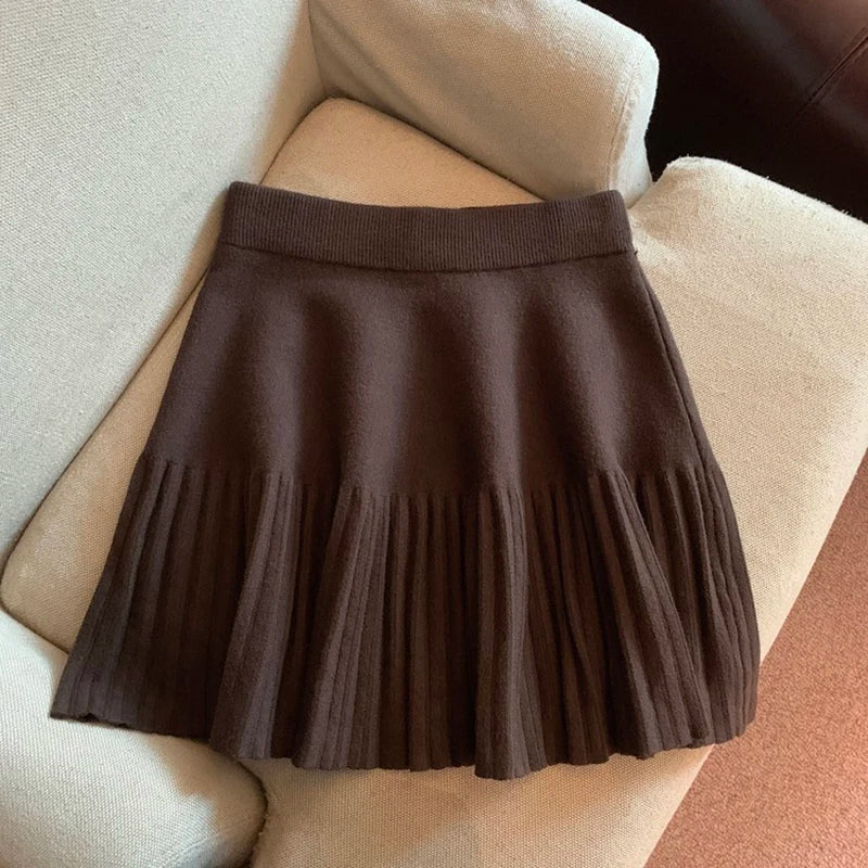 Knitted Pleated High-Waisted Mini Skirt