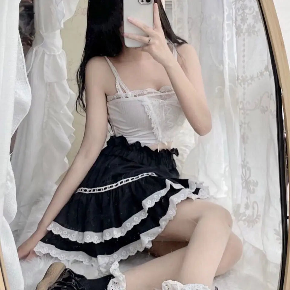 Black Lace Trim Ruffles Mini Skirt