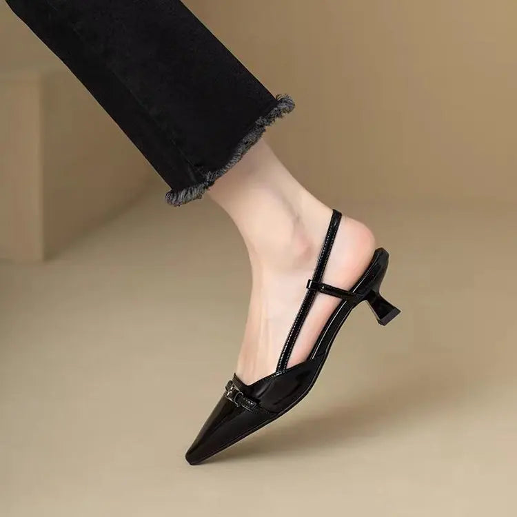 Briar Retro Medium Heel