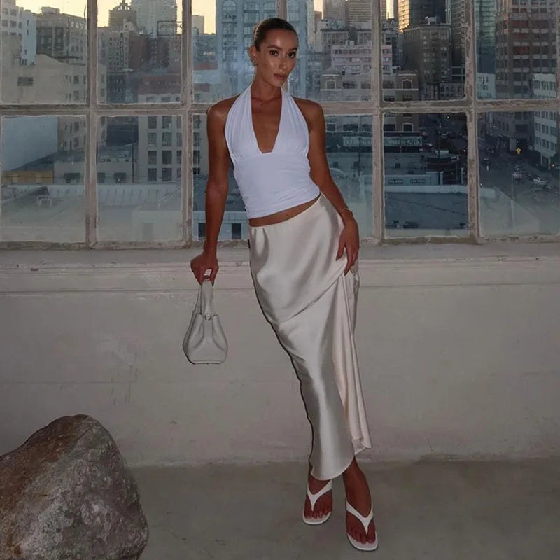Deep Neck Halter Crop Top â€?Backless & Bold Fit