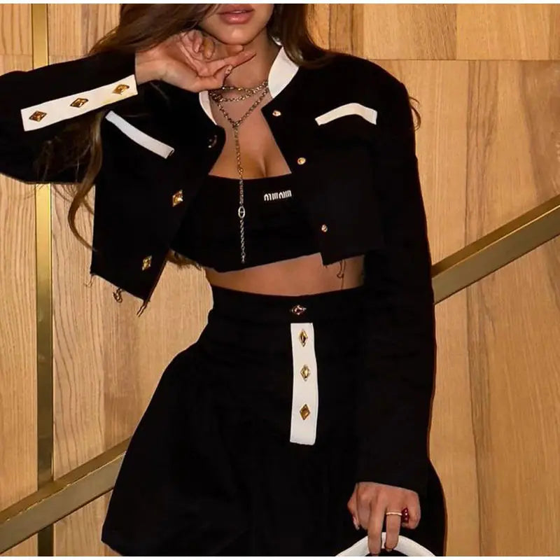 Crop Jacket And Puff Buttoned Mink Skirt Contrast Set