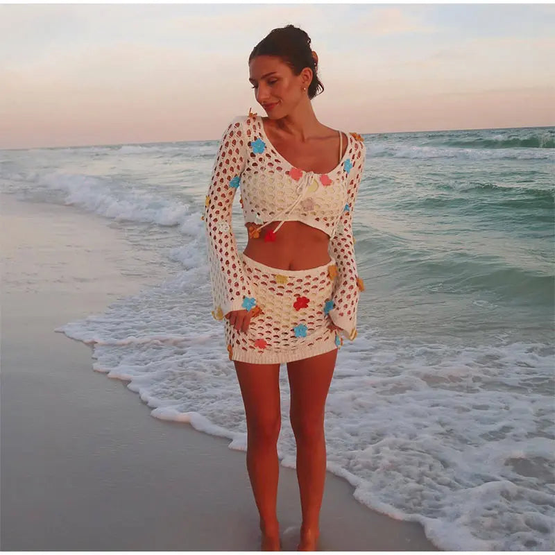 Long Sleeved Hook Wool Crop Blouse