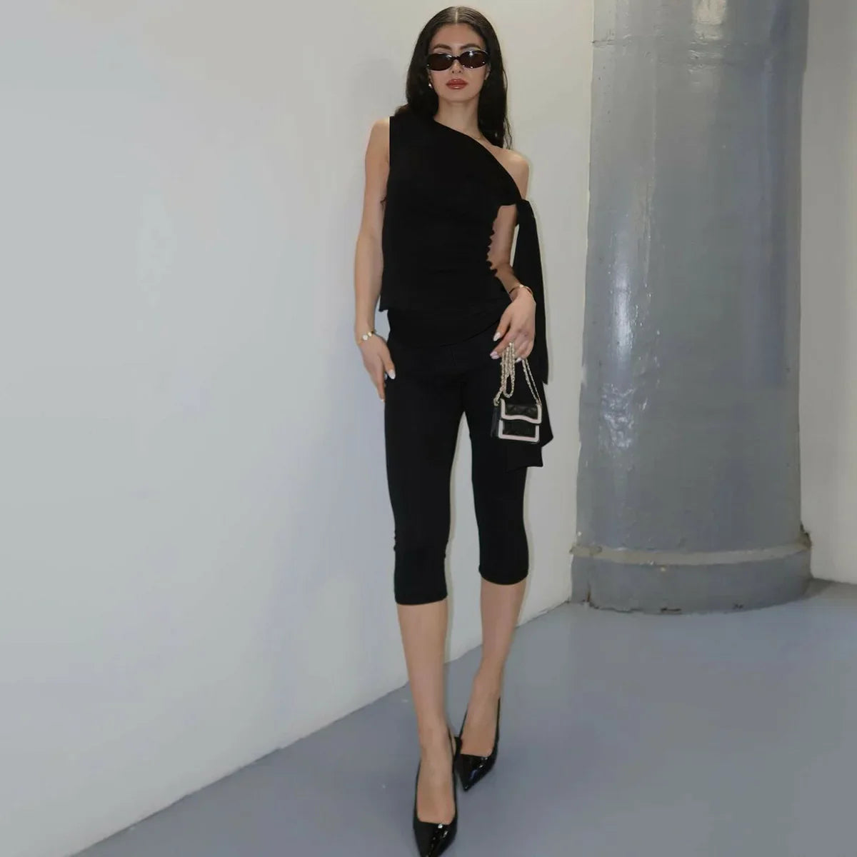 White One Shoulder Tie Up Top And Knee Length Pant Set