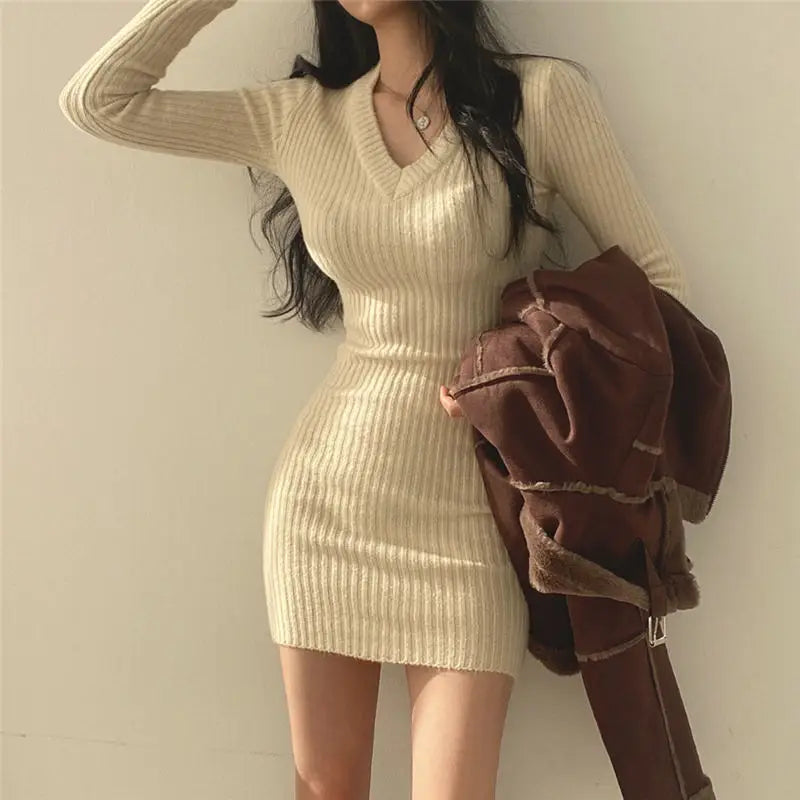 V neck Long sleeved Knitted Bodycon Dress