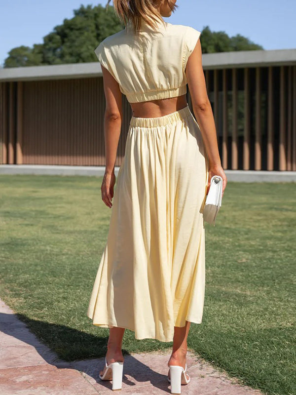 Belly-Hollow Pleated Solid Color Cap Sleeve Stand Collar Maxi Dresses