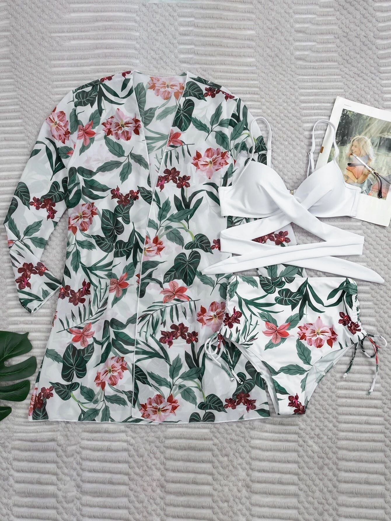 Printed Sexy Bikini Swimsuit and Net Yarn Cover Up