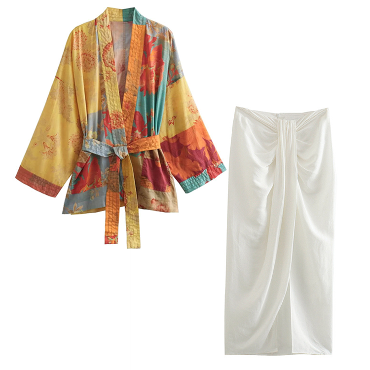 Fashion Printed Cardigan and Skirt Set