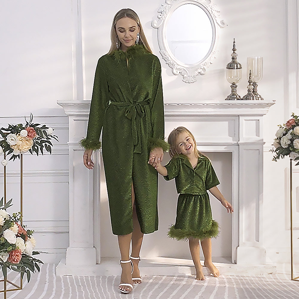 Mommy and Me Matching Feather Long Sleeve Shirt Flaxmaker