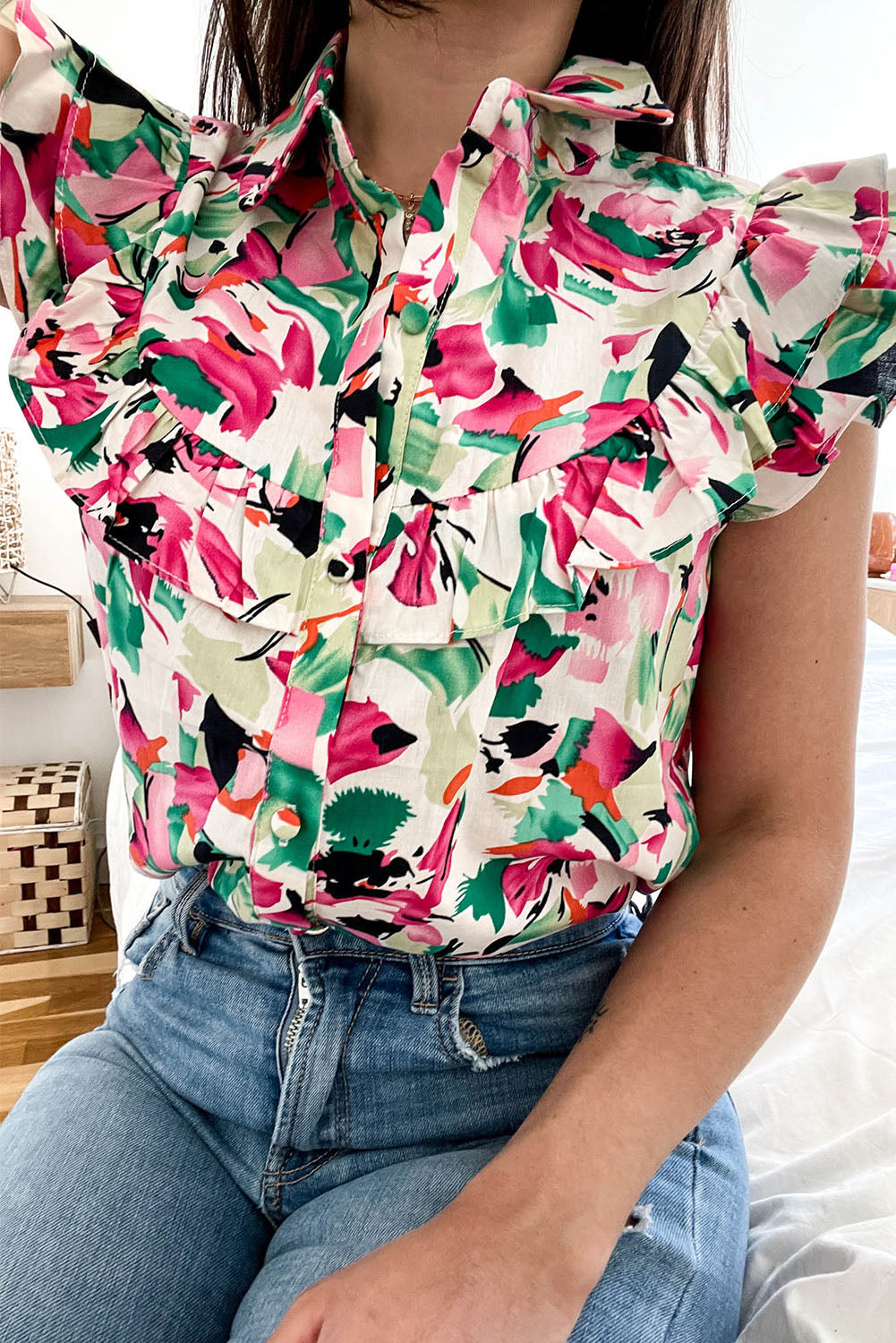 Floral Print Ruffled Sleeveless Shirt