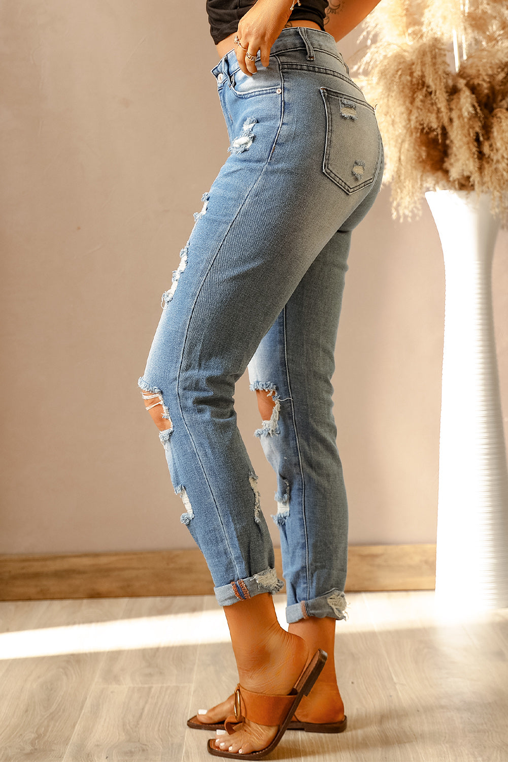 Light Blue Washed Ripped Straight Legs Jeans