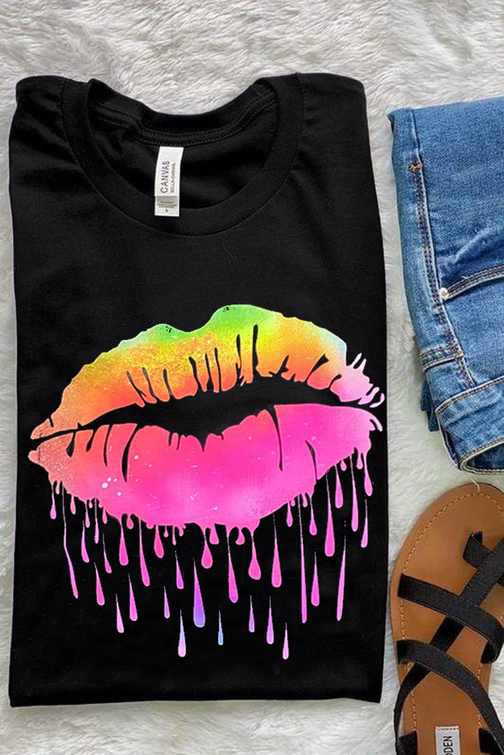 Neon Lips Graphic Plus Size T-Shirt