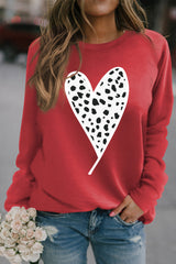 Red Cheath Heart Graphic Pullover Sweatshirt