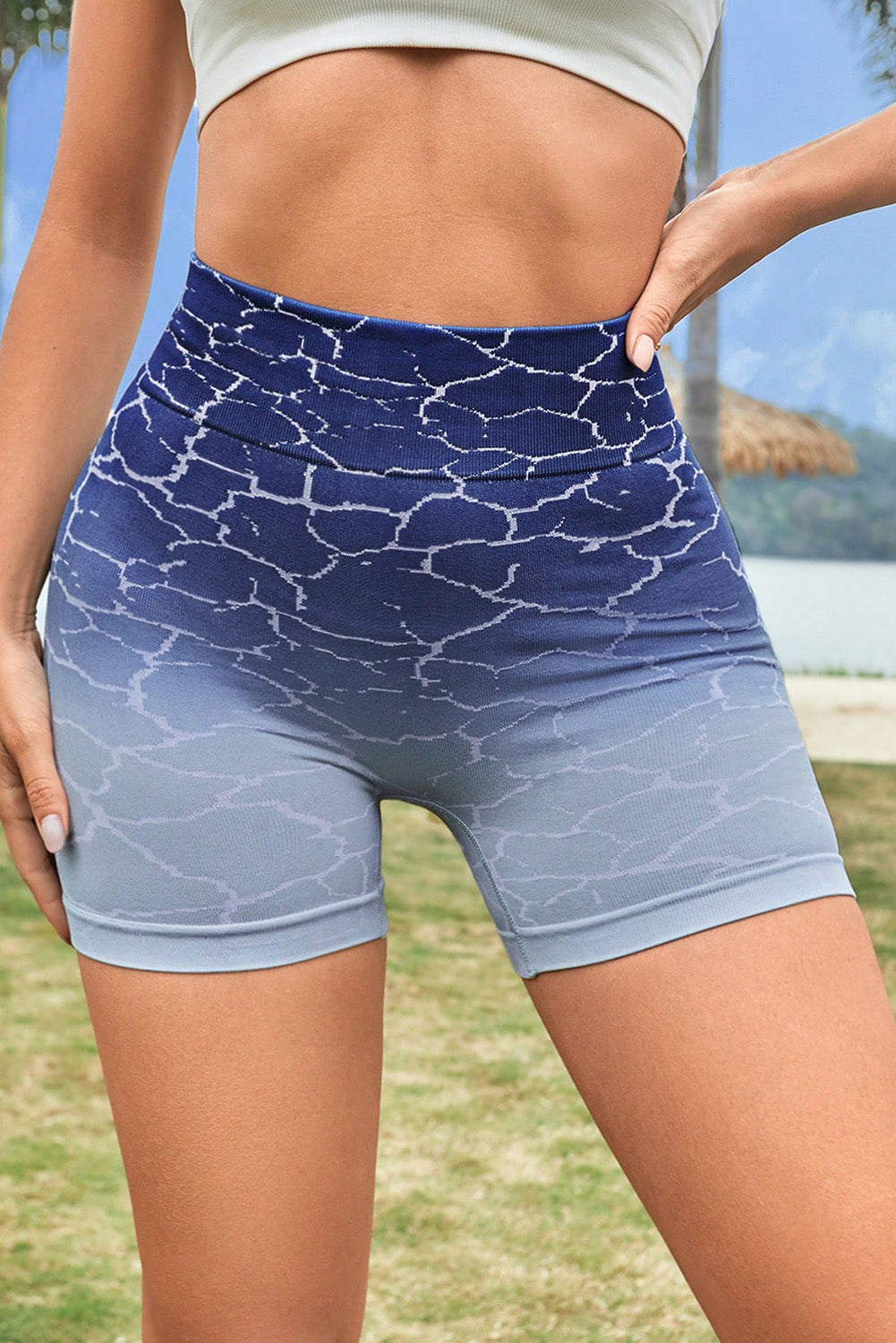 Sky Blue Gradient Tie-dye Printed Butt-lifting Active Shorts